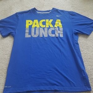 🧡 Nike t-shirt